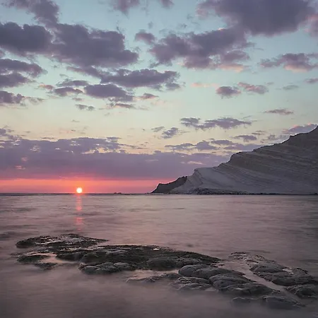 Casa Del Mister 홈스테이 *